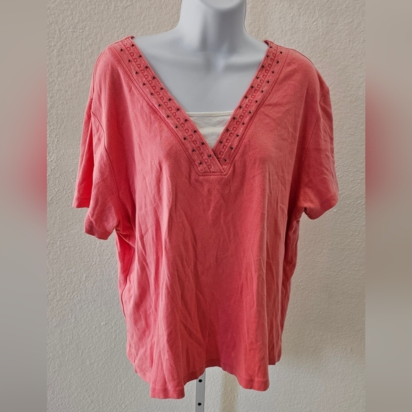 Tops - Women's Pink V-Neck Top